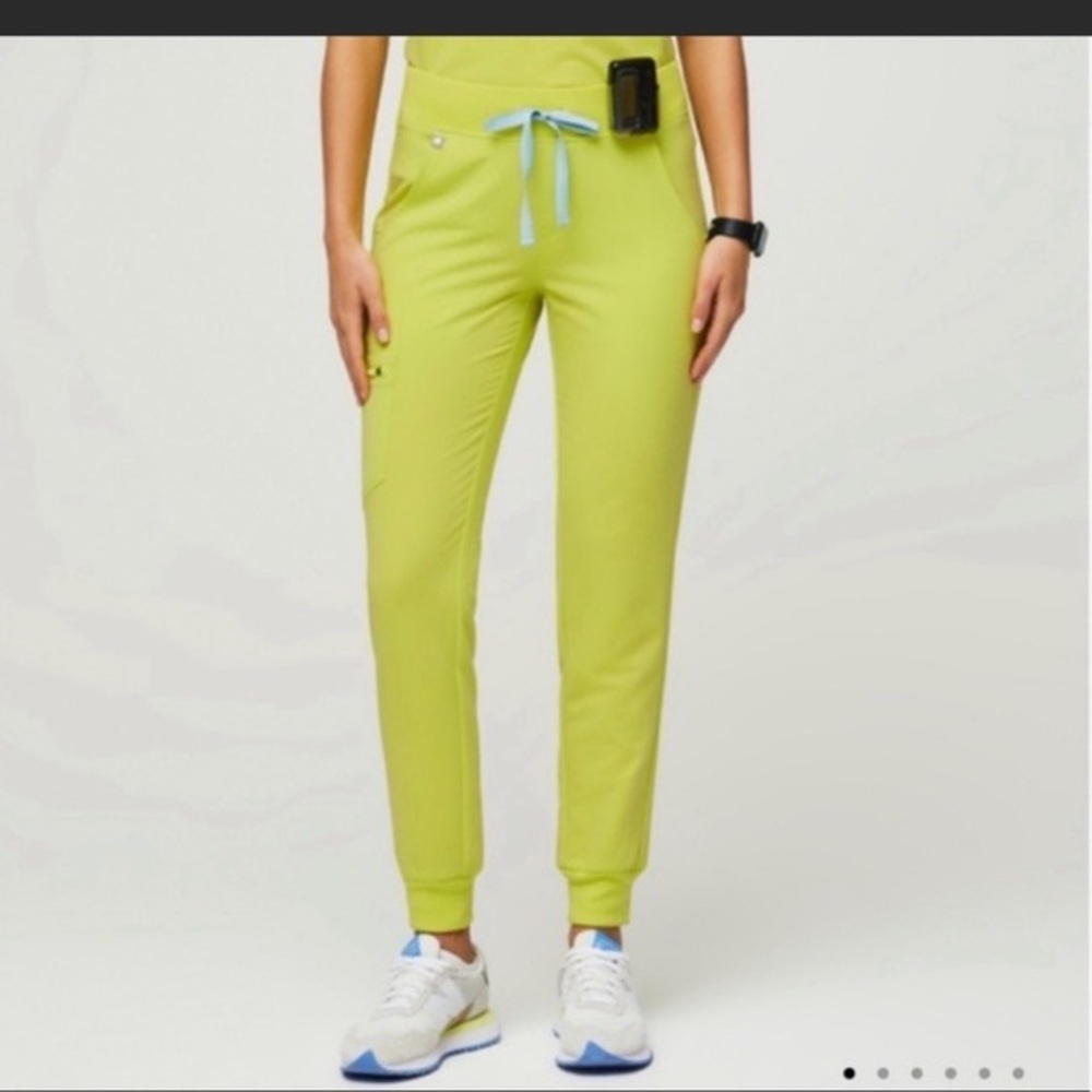 Figs Zamora Jogger in Citrine XS NWT